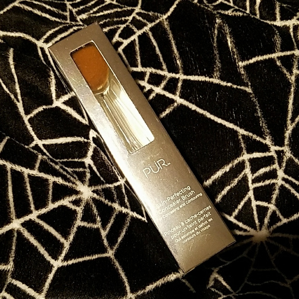 Concealer & Contour brush